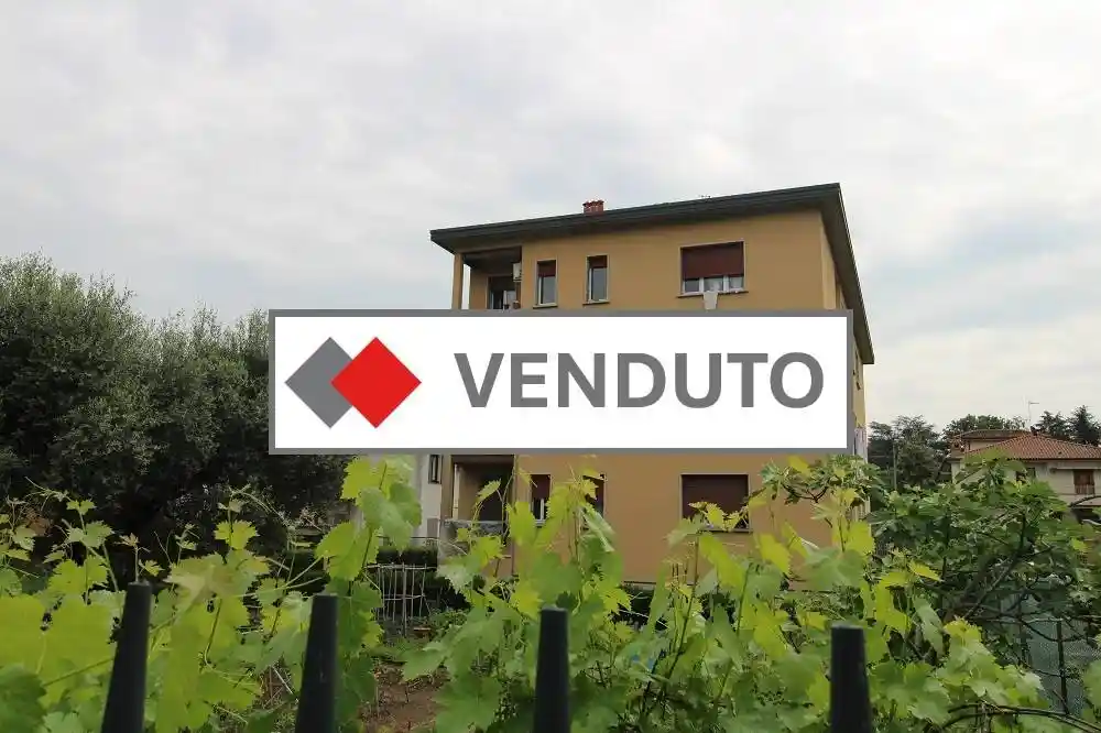Appartamento in vendita a Vaprio d'Adda