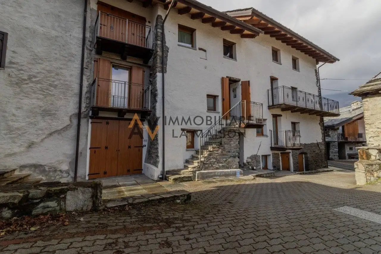 Appartamento in vendita a Fénis