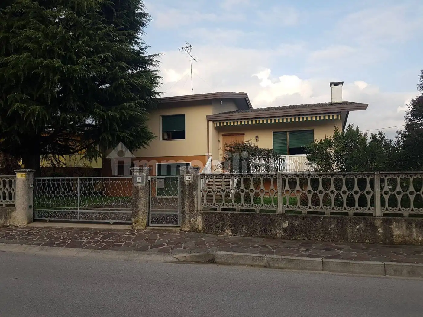 Villa in vendita a Pravisdomini