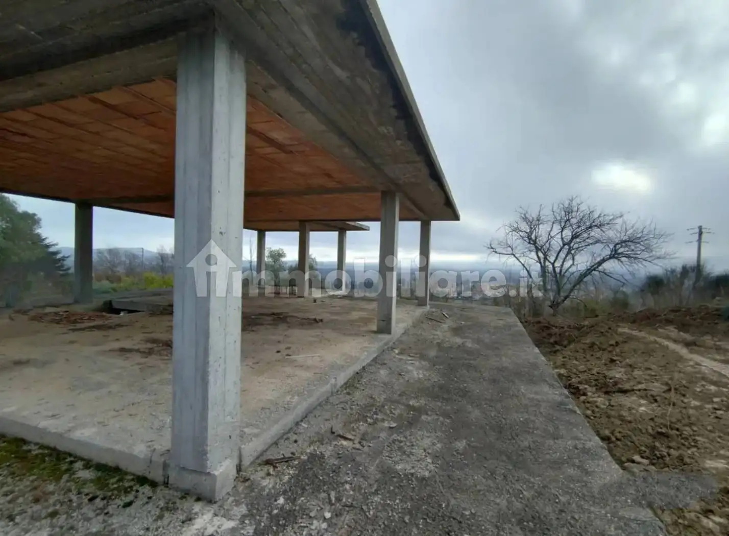 Rustico - Casale in vendita a Vejano