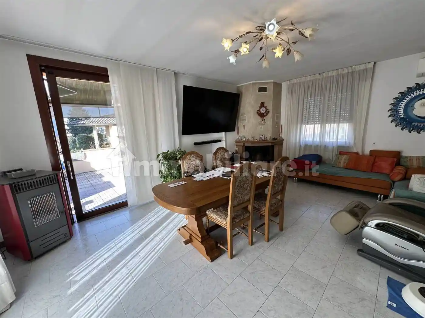 Villa in vendita a Cadeo