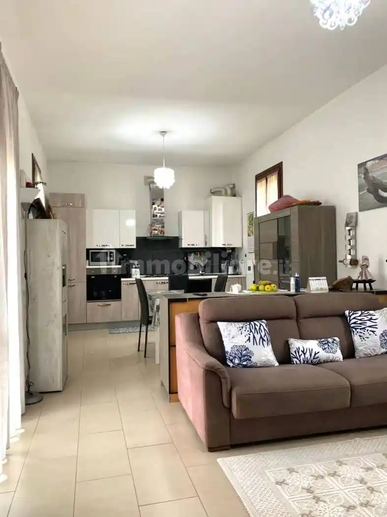 Casa indipendente in vendita a Modena