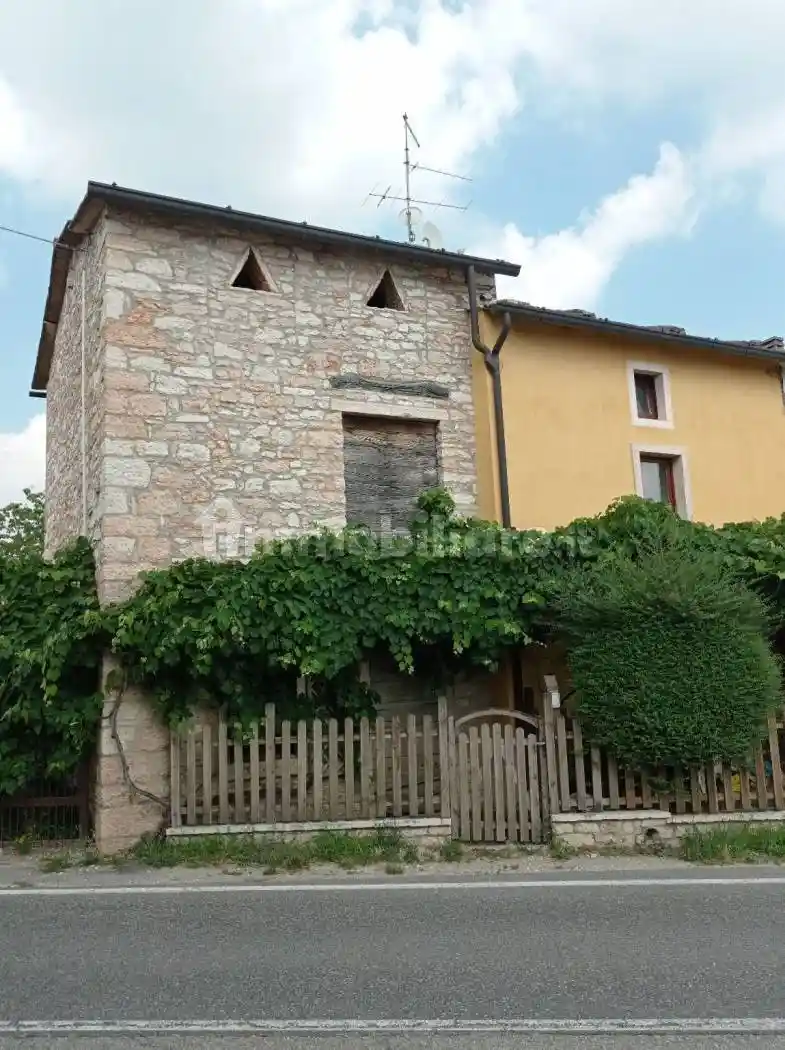 Rustico - Casale in vendita a Bosco Chiesanuova