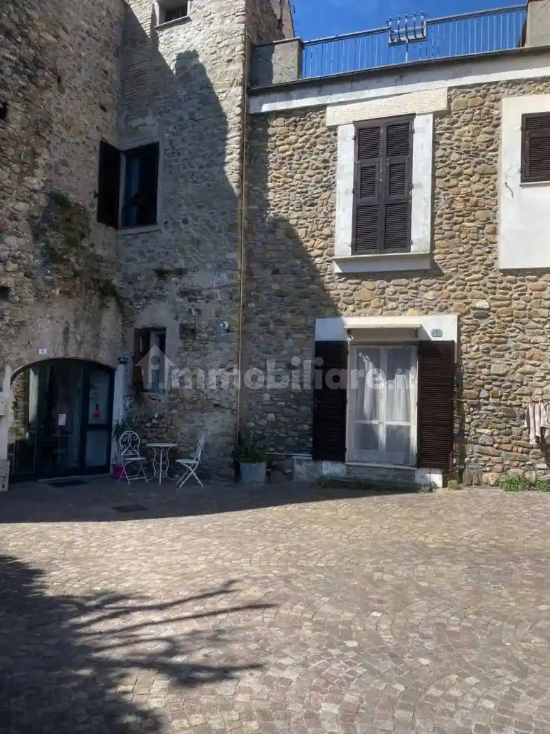 Casa indipendente in vendita a Villanova d'Albenga