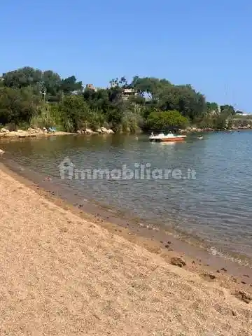 Appartamento in vendita a Arzachena