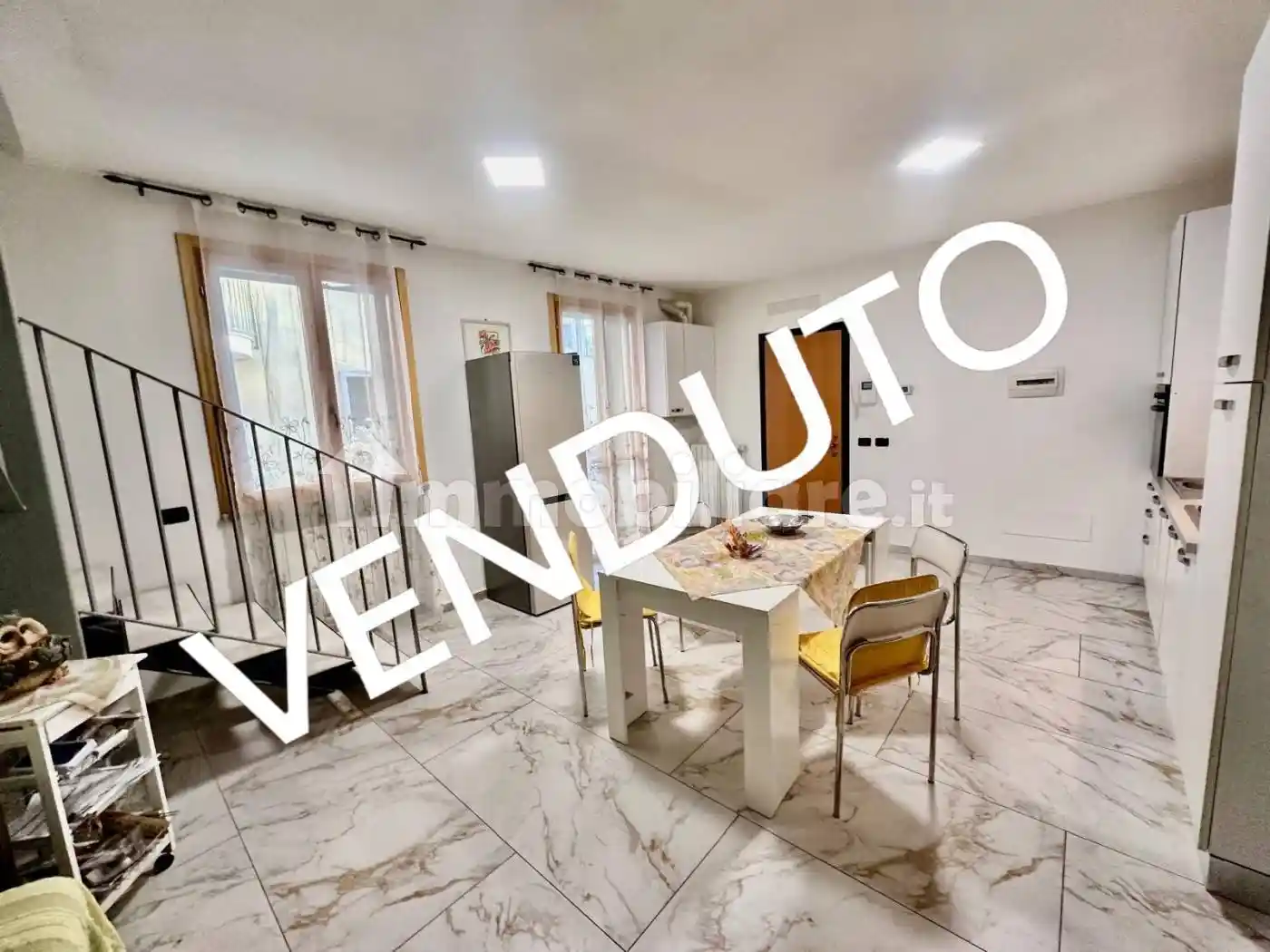 Appartamento in vendita a Venegono Superiore