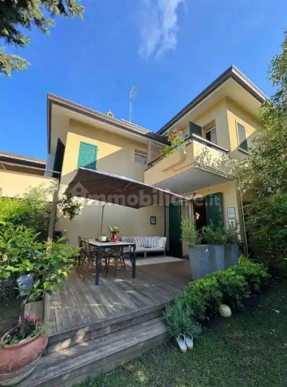 Villa in vendita a Riccione