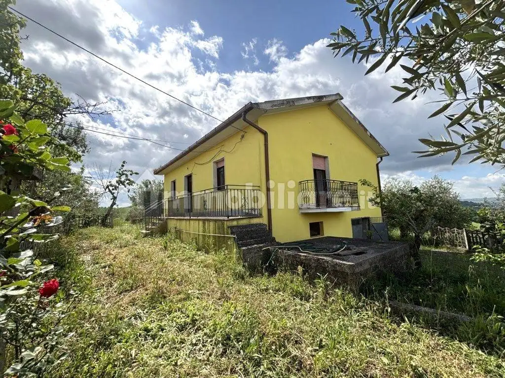 Casa indipendente in vendita a Apice