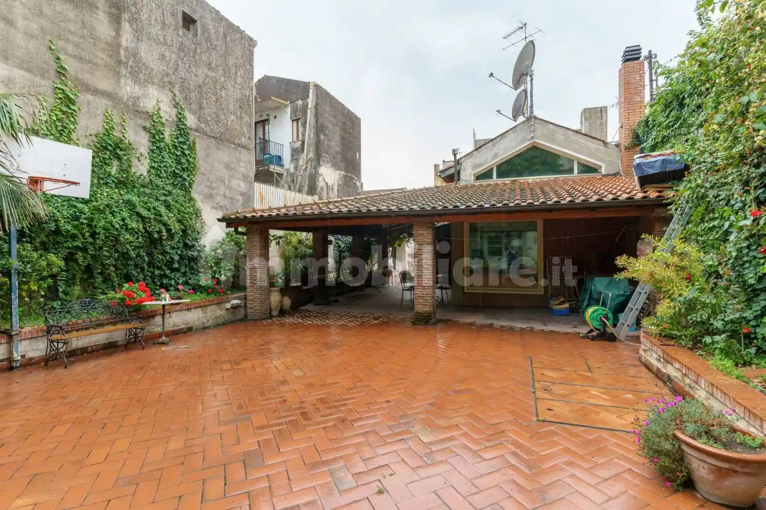 Villa in vendita a Catania