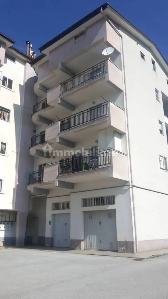 Appartamento in vendita a Lagonegro