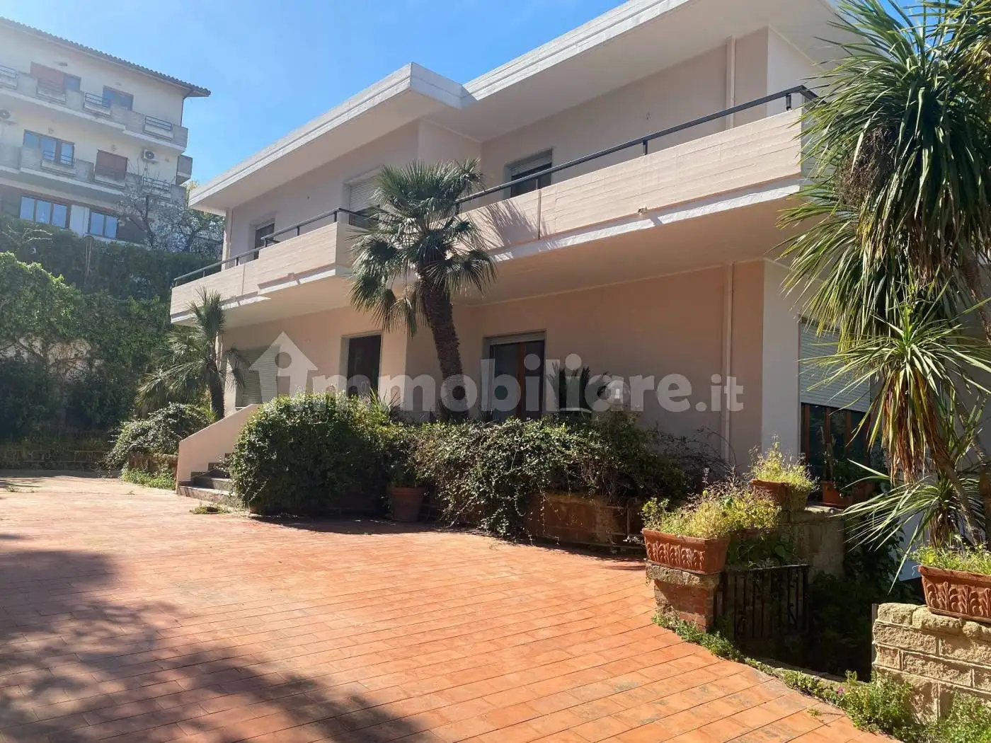 Villa in vendita a Montesilvano