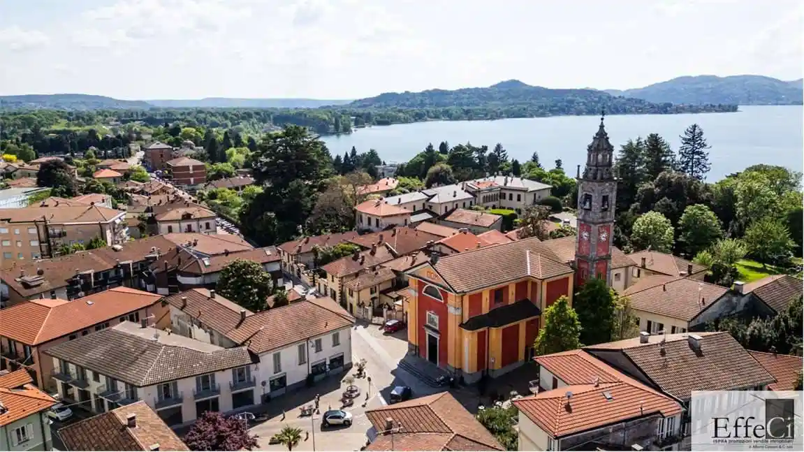 Appartamento in vendita a Ispra