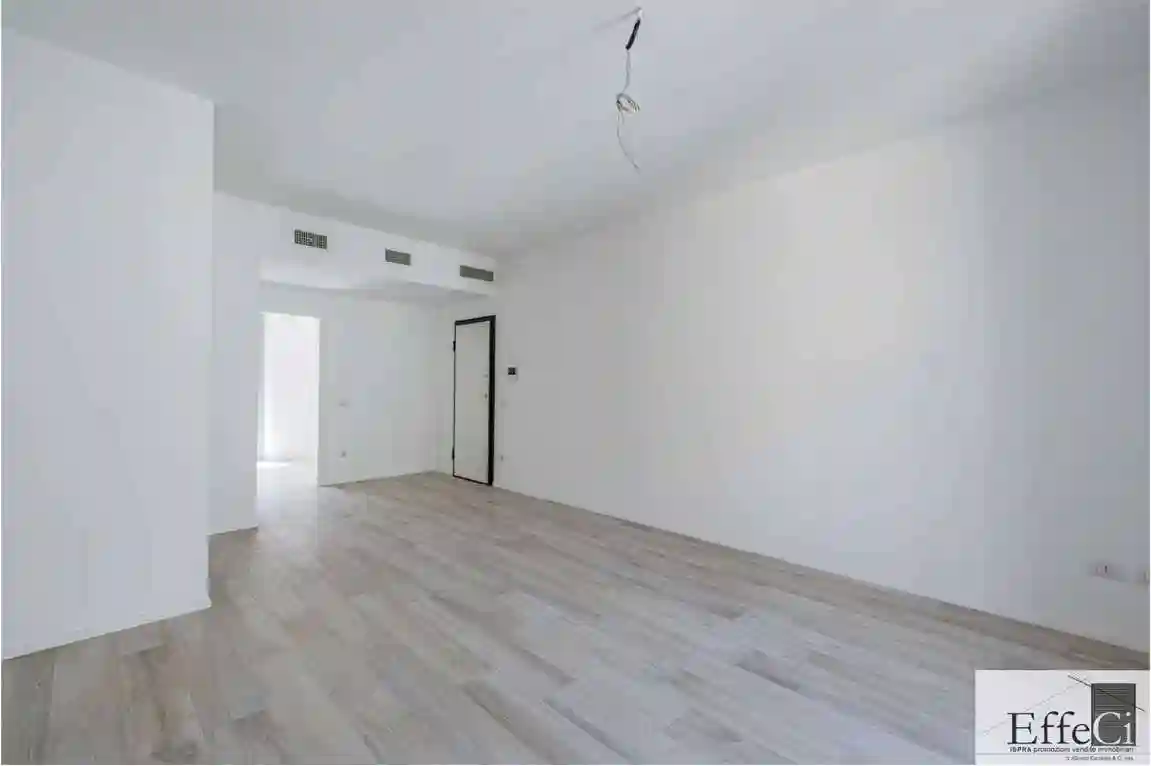 Appartamento in vendita a Ispra