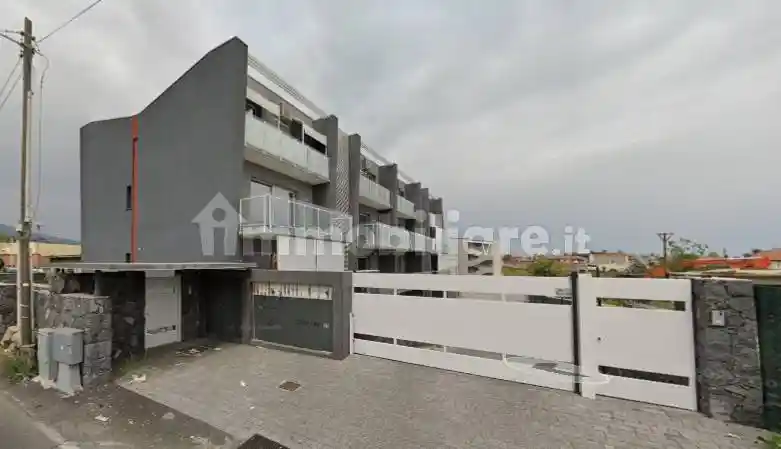 Appartamento in vendita a San Giovanni la Punta