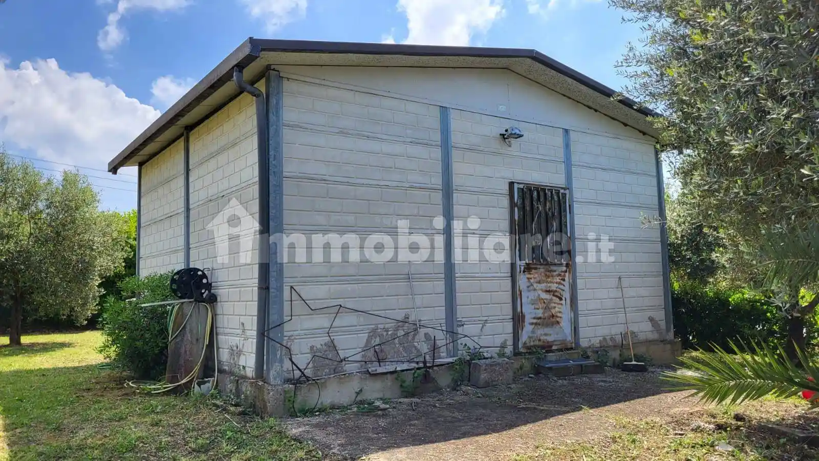 Rustico - Casale in vendita a Cisterna di Latina