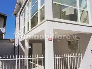 Quadrilocale via Bafile 42, Centro, Alba Adriatica - foto 2