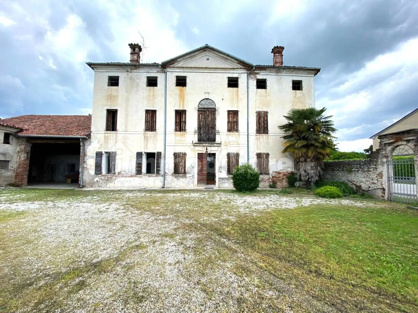 Villa in vendita a Pozzoleone