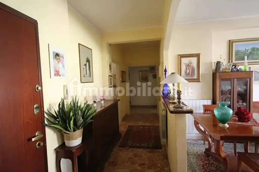 Appartamento in vendita a Camaiore