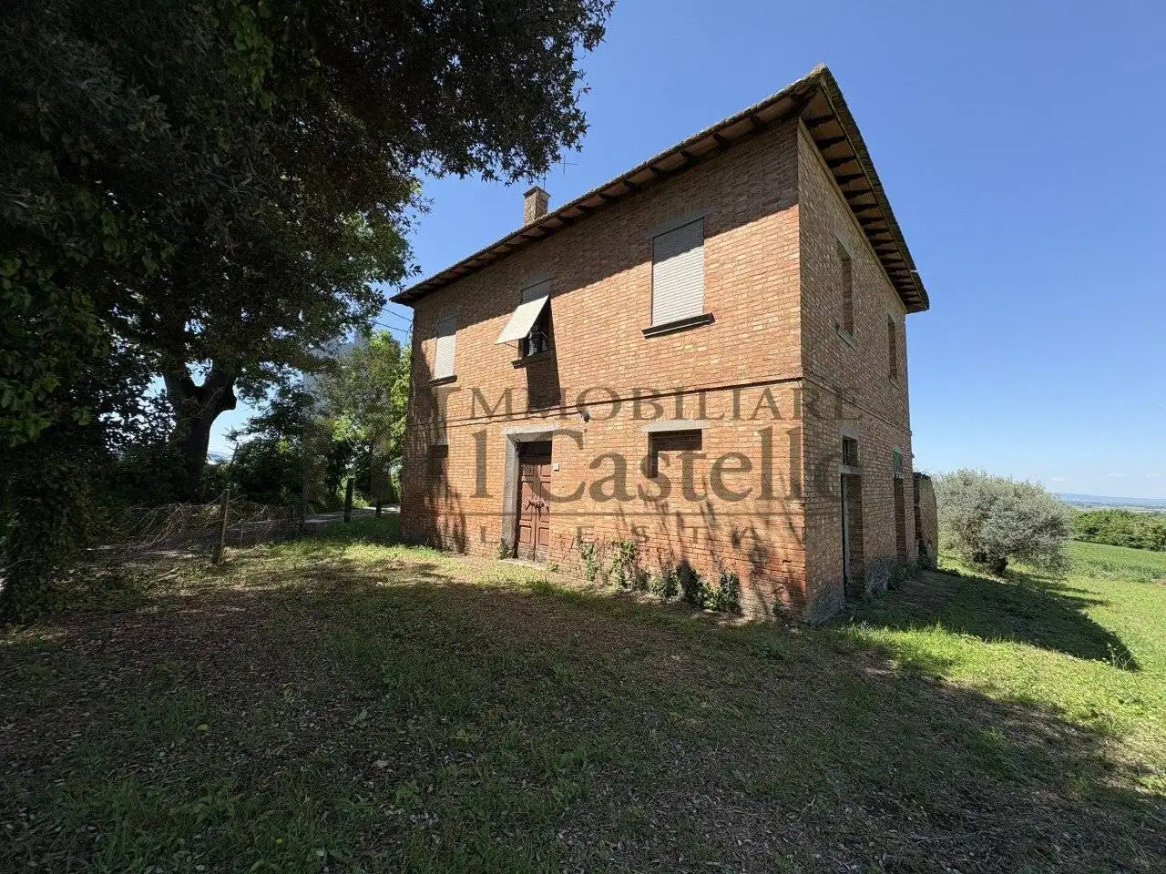 Rustico - Casale in vendita a Castiglione del Lago