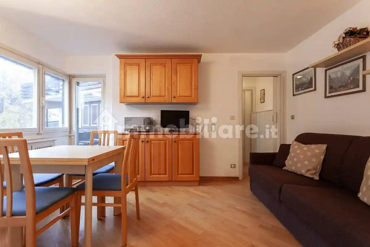 Appartamento in vendita a Courmayeur