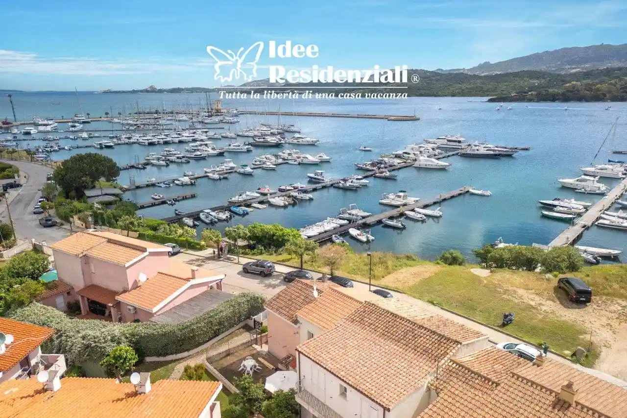 Villetta a schiera in vendita a Arzachena