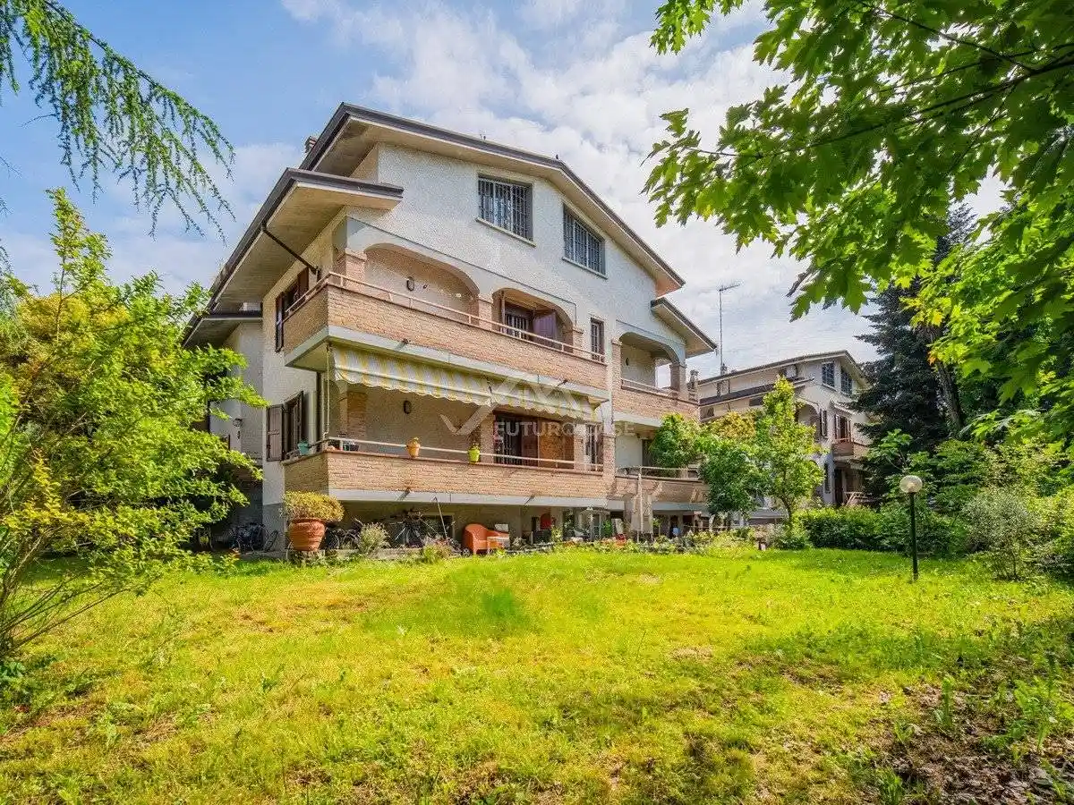 Villa in vendita a Reggio Emilia