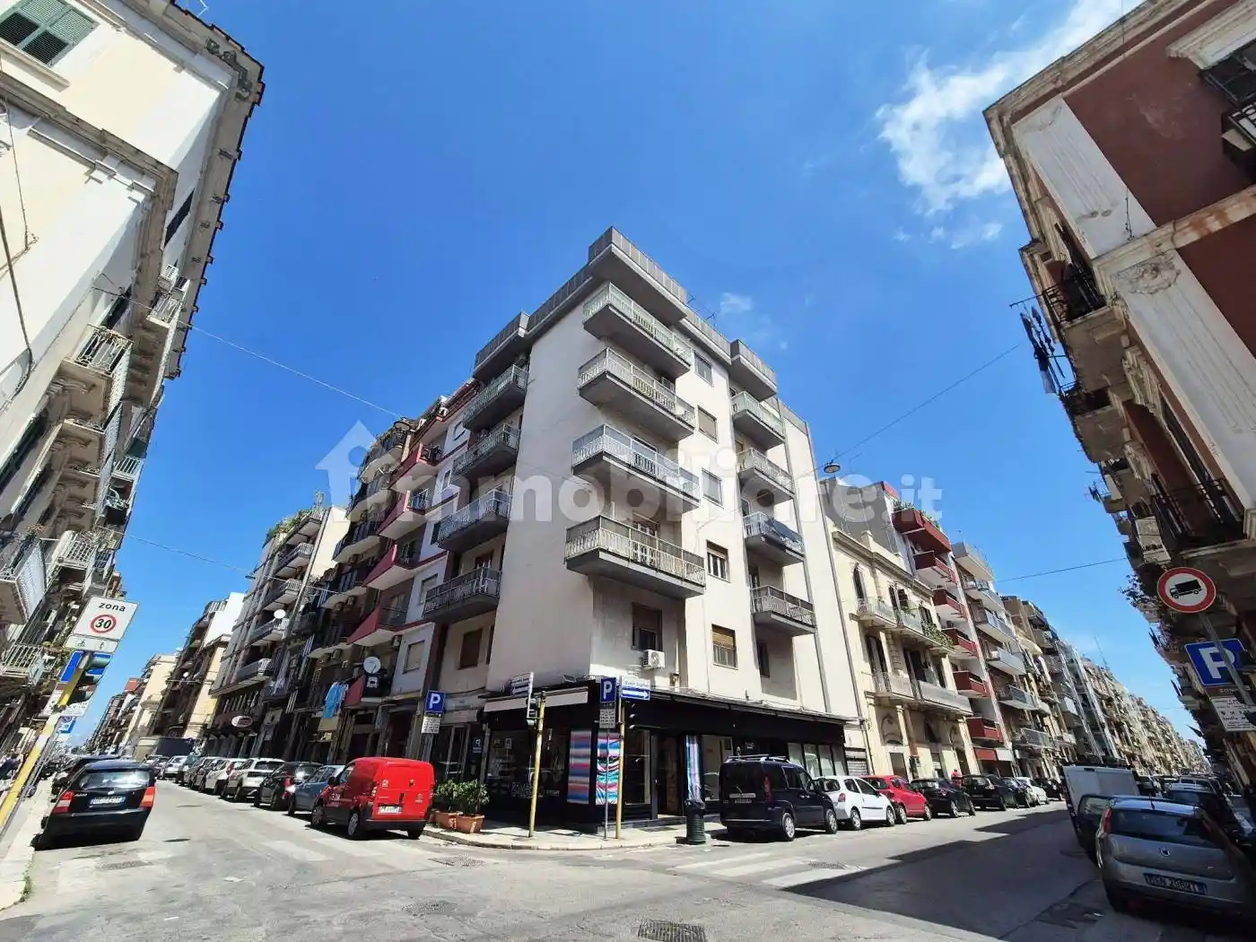 Appartamento in vendita a Bari