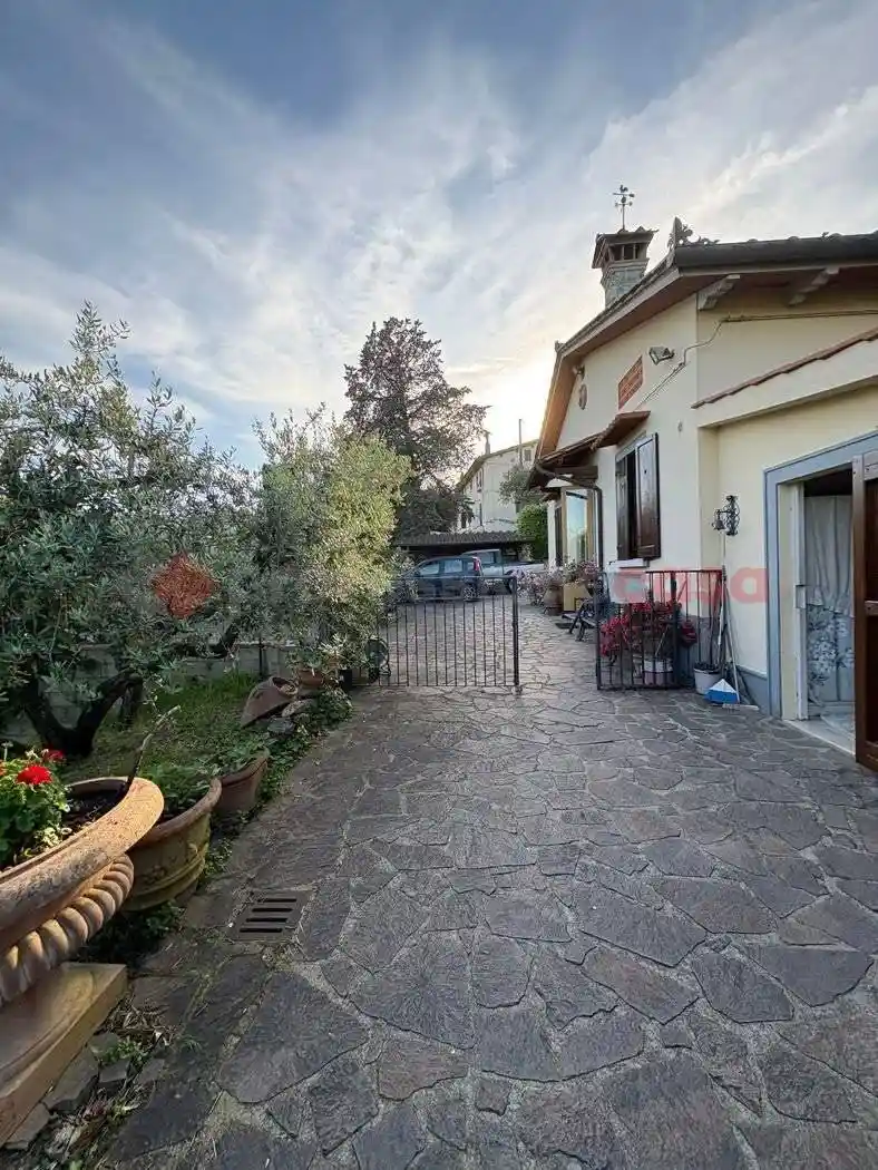Villa in vendita a Serravalle Pistoiese