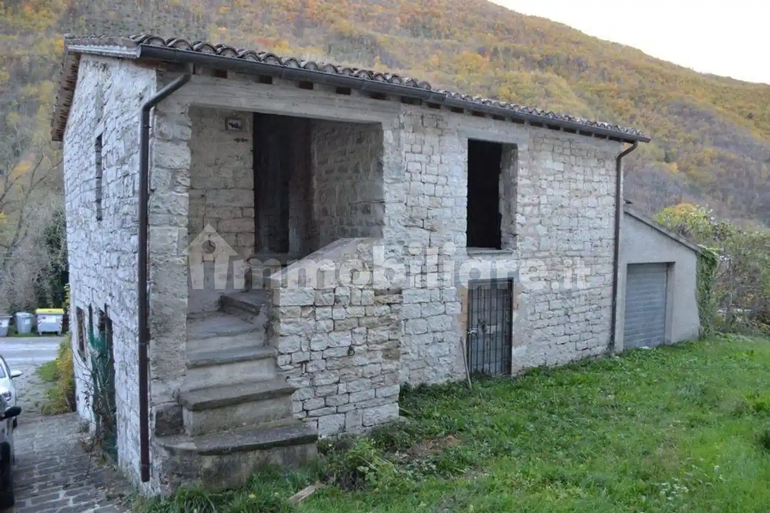 Rustico - Casale in vendita a Cantiano