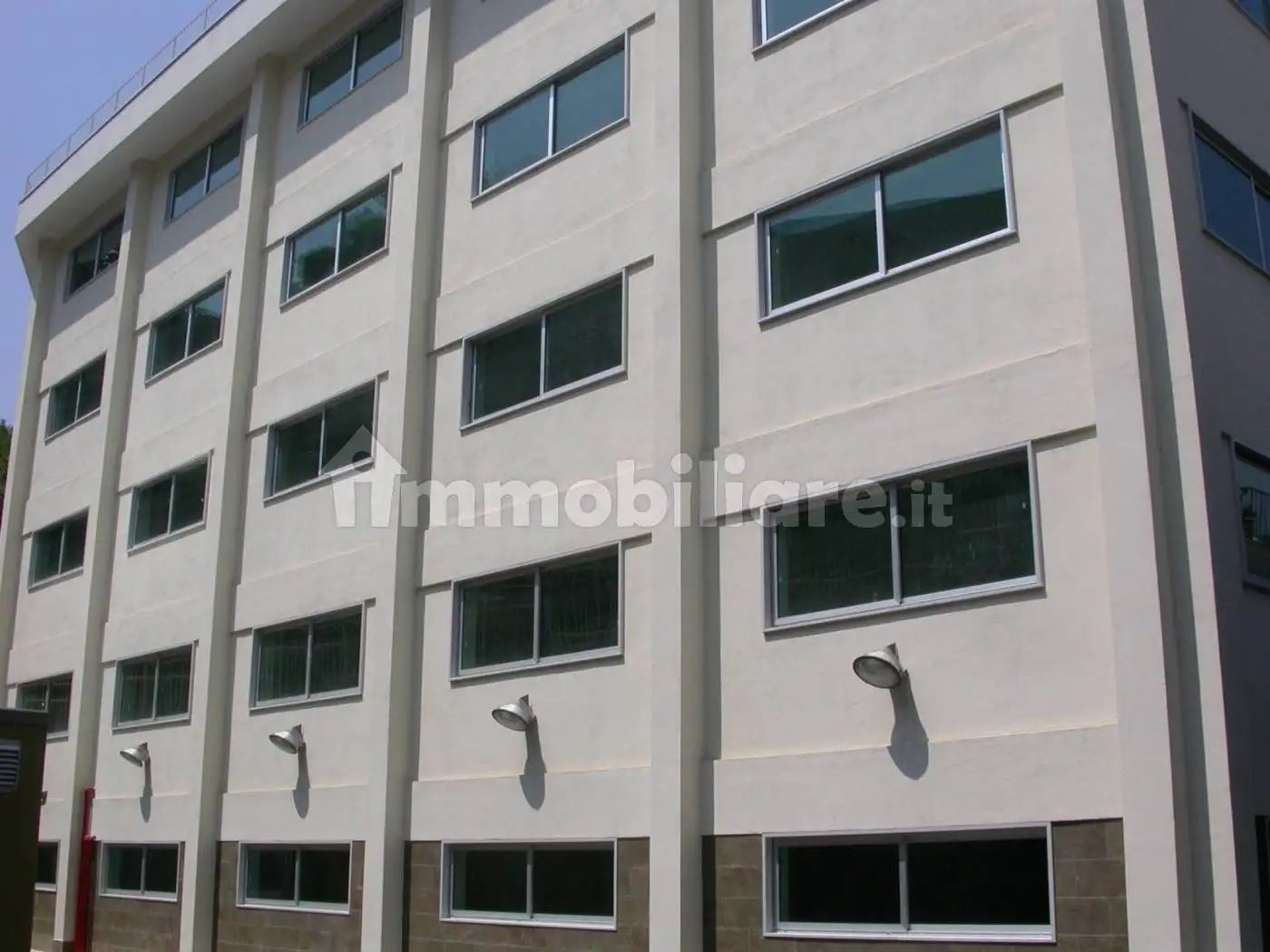 Palazzo - Edificio in vendita a Napoli