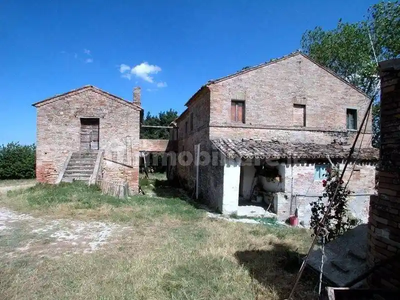 Rustico - Casale in vendita a Monte Rinaldo
