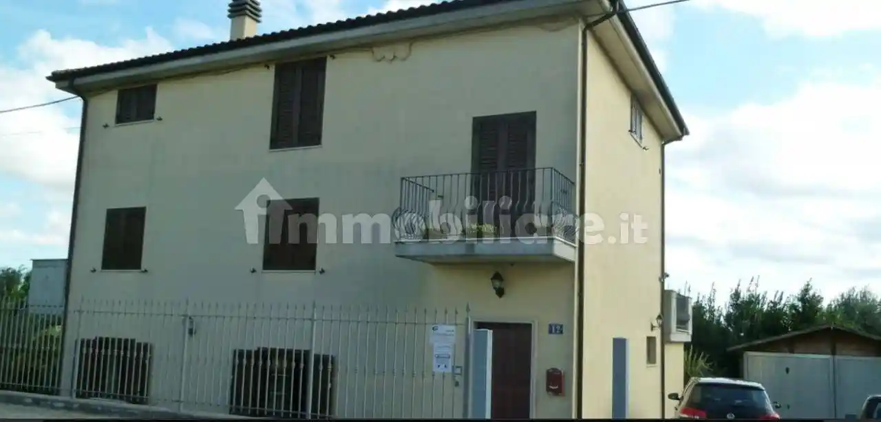 Villa unifamiliare, ottimo stato, 400 m², Cossignano - foto 3