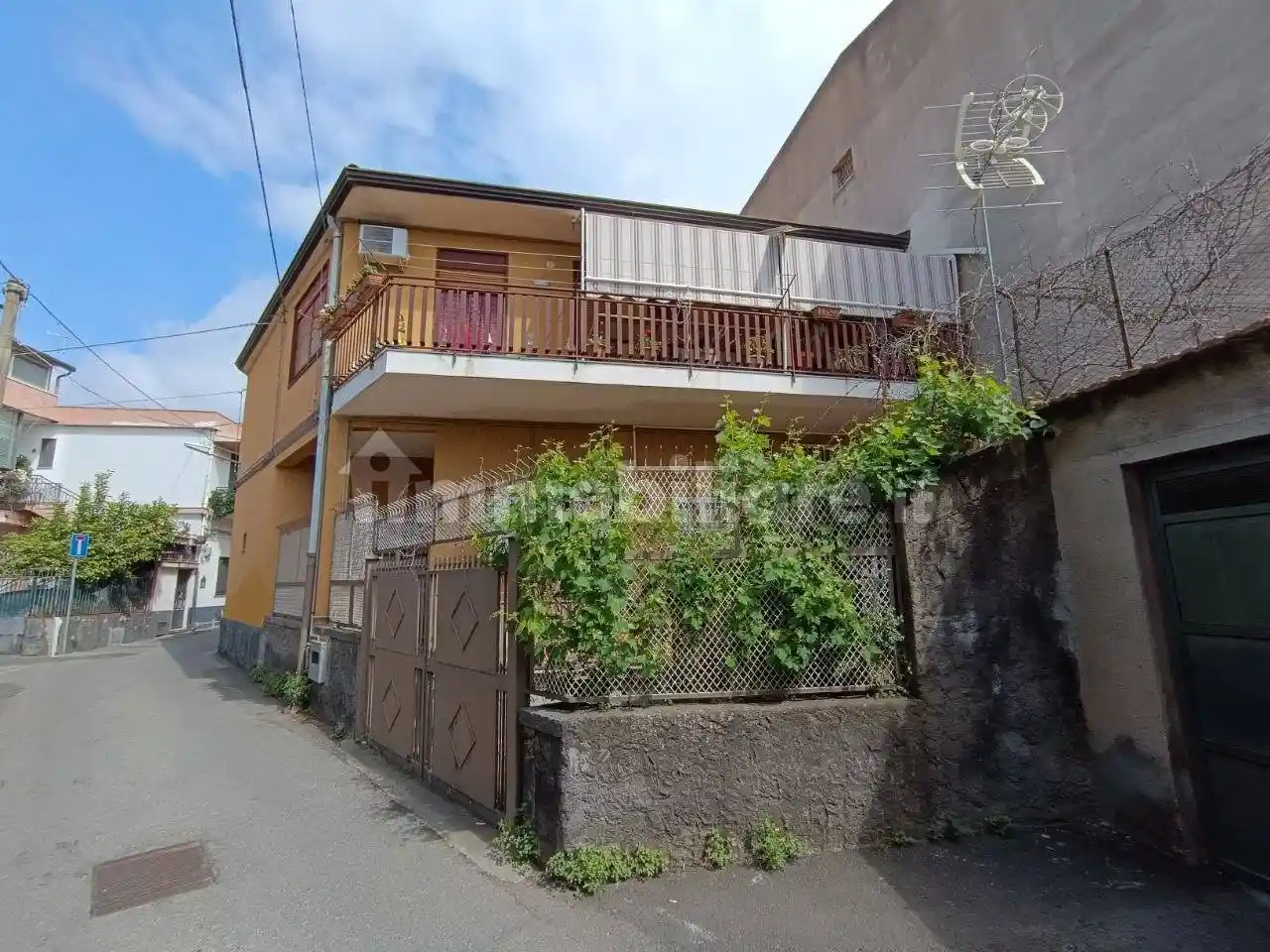 Casa indipendente in vendita a San Giovanni la Punta