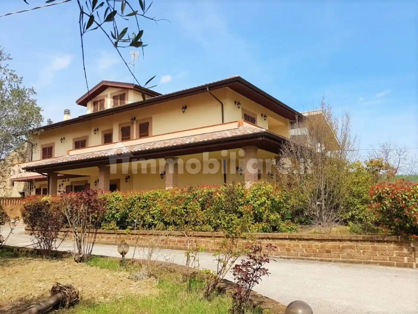 Villa unifamiliare, ottimo stato, 500 m², Campli - foto 3