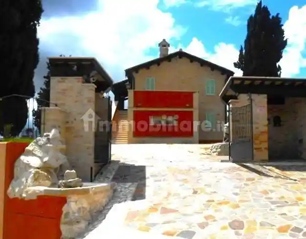 Villa in vendita a Offida