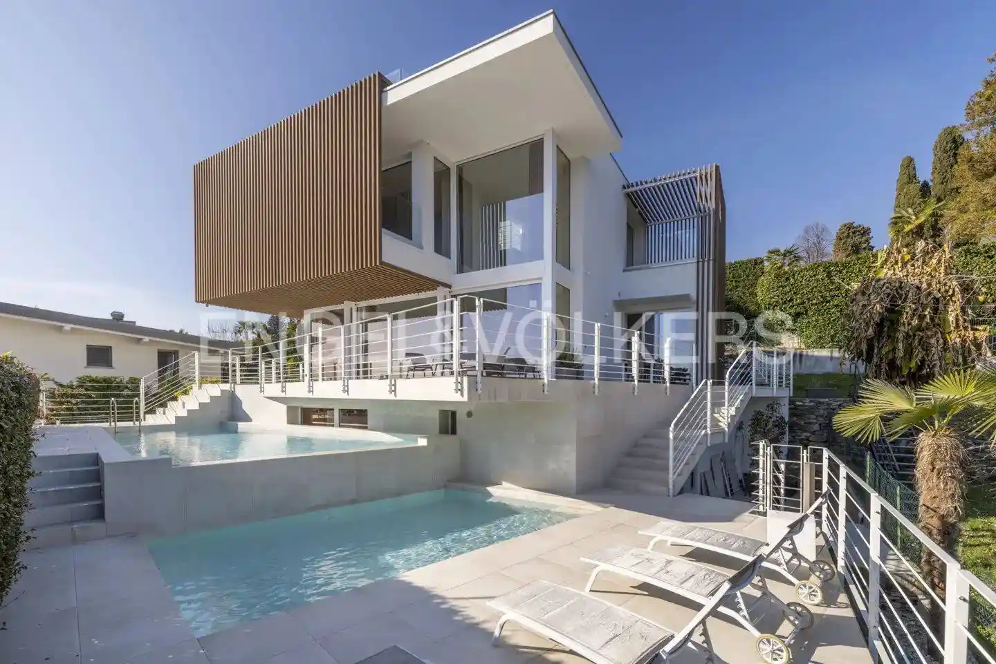 Villa in vendita a Verbania