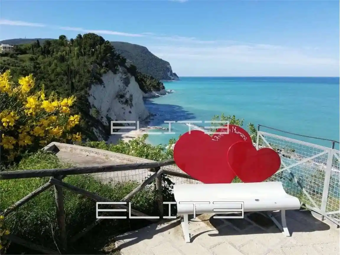 Appartamento in vendita a Numana