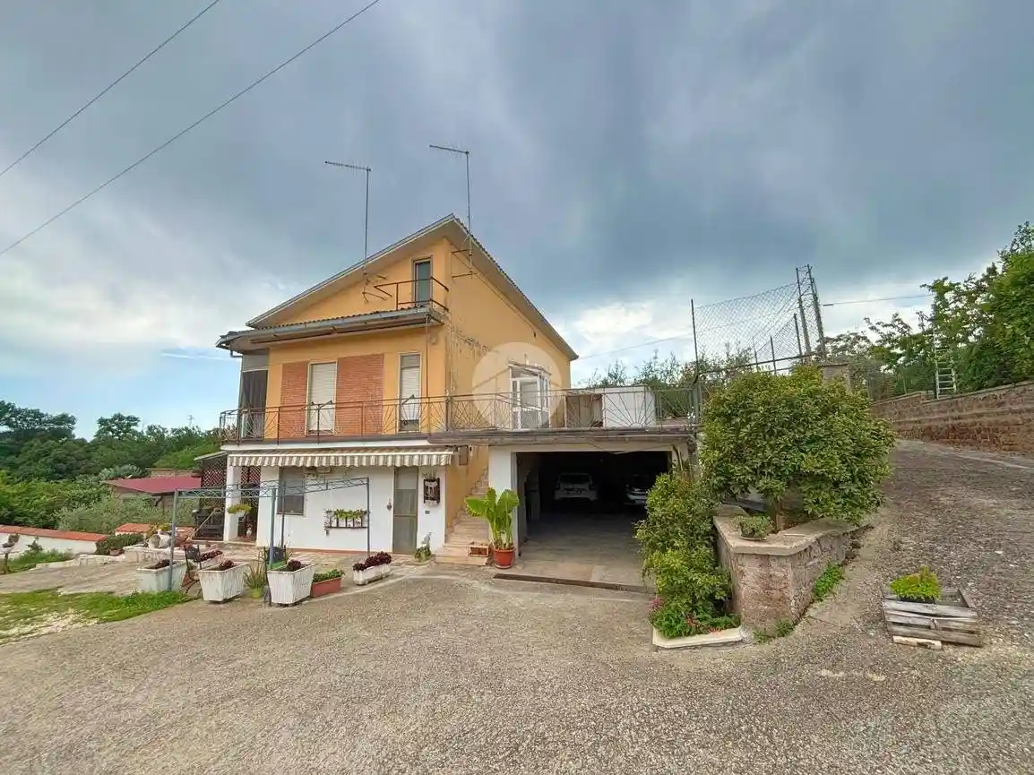 Appartamento in vendita a Civita Castellana