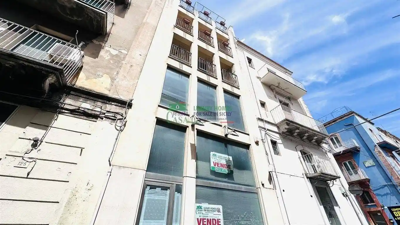 Palazzo - Edificio in vendita a Ragusa