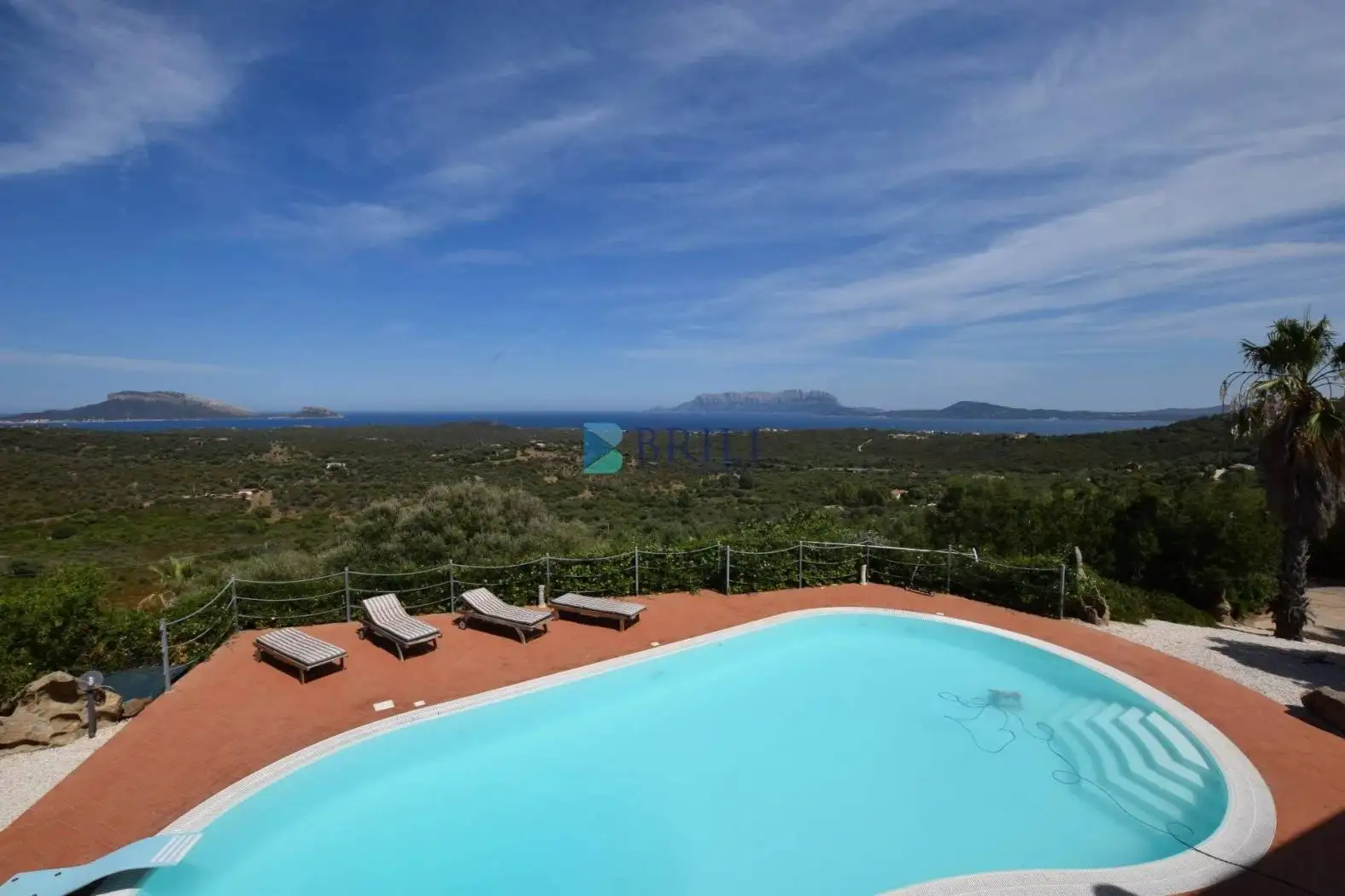 Villa in vendita a Olbia