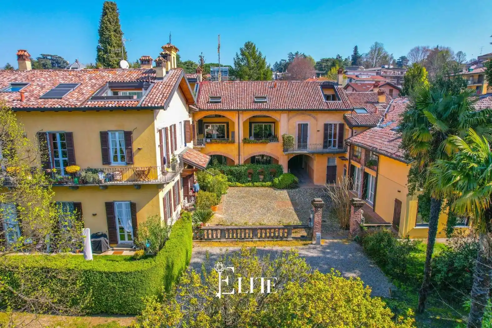 Appartamento in vendita a Varese