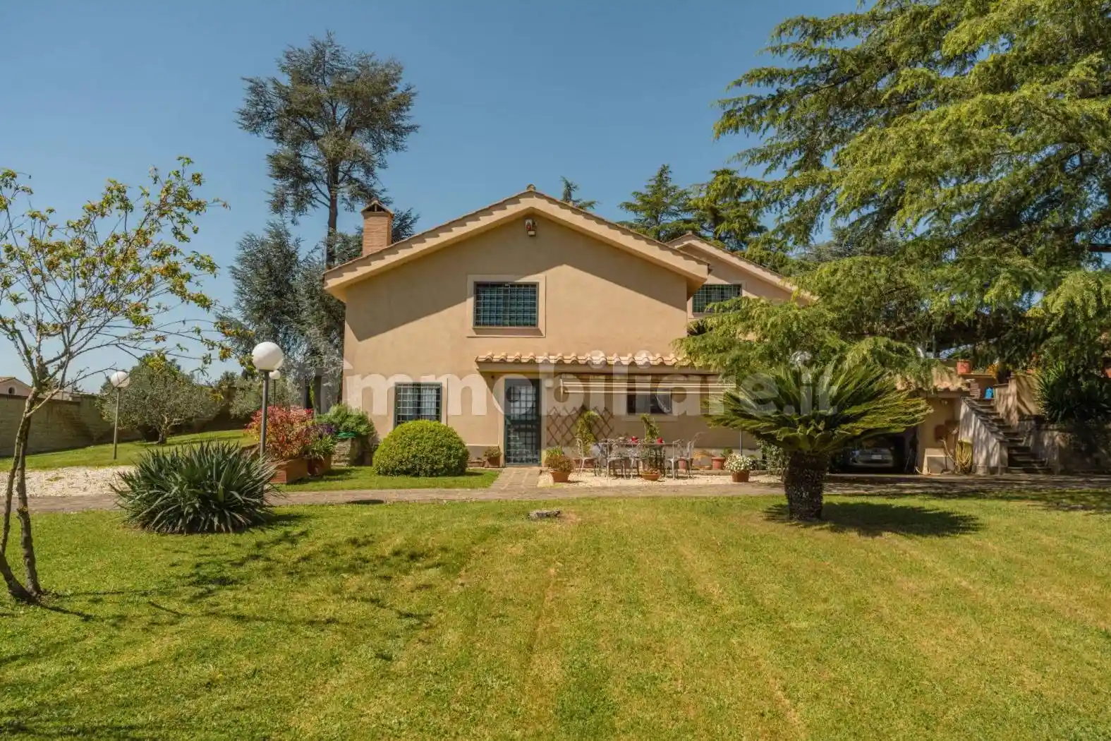 Villa in vendita a Sacrofano