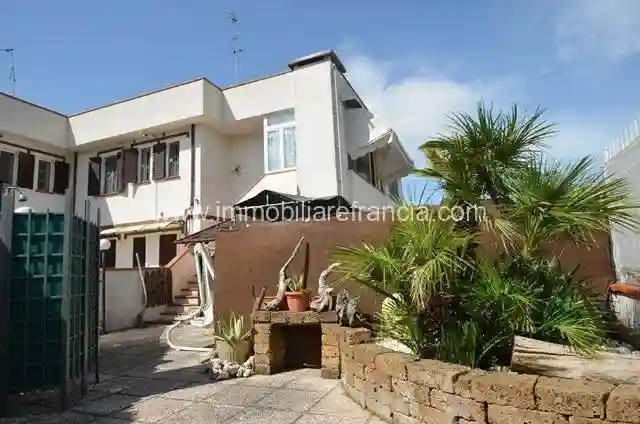 Villetta a schiera - foto 2