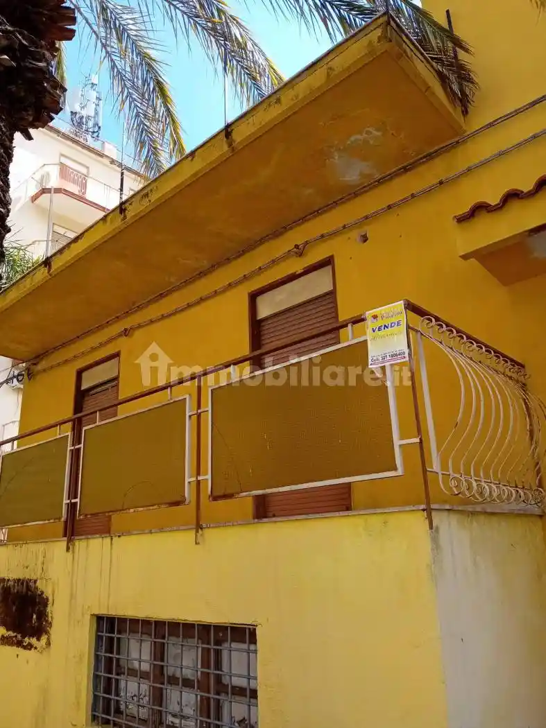 Appartamento in vendita a Carini