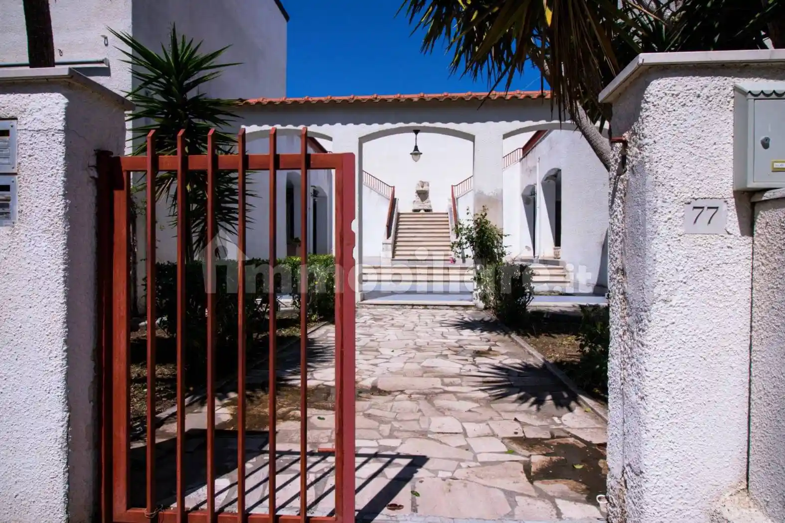 Appartamento in vendita a Lesina