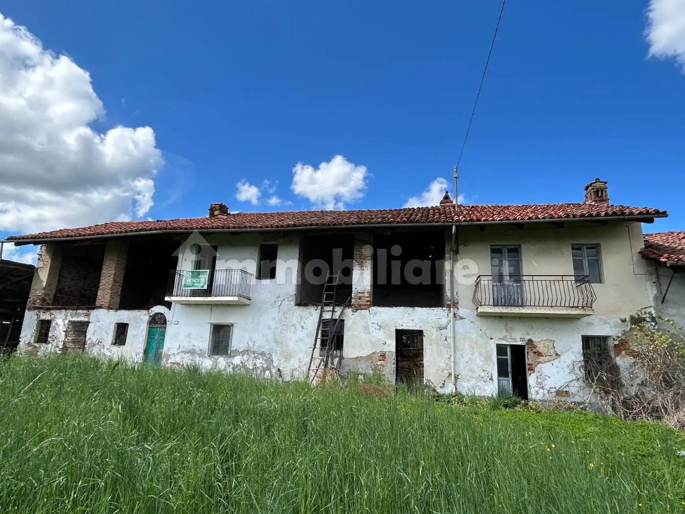 Rustico - Casale in vendita a Salmour