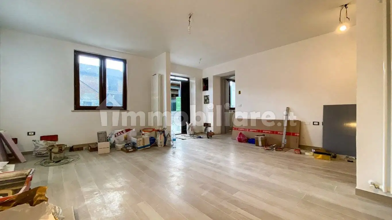 Casa indipendente in vendita a Rivarolo del Re ed Uniti