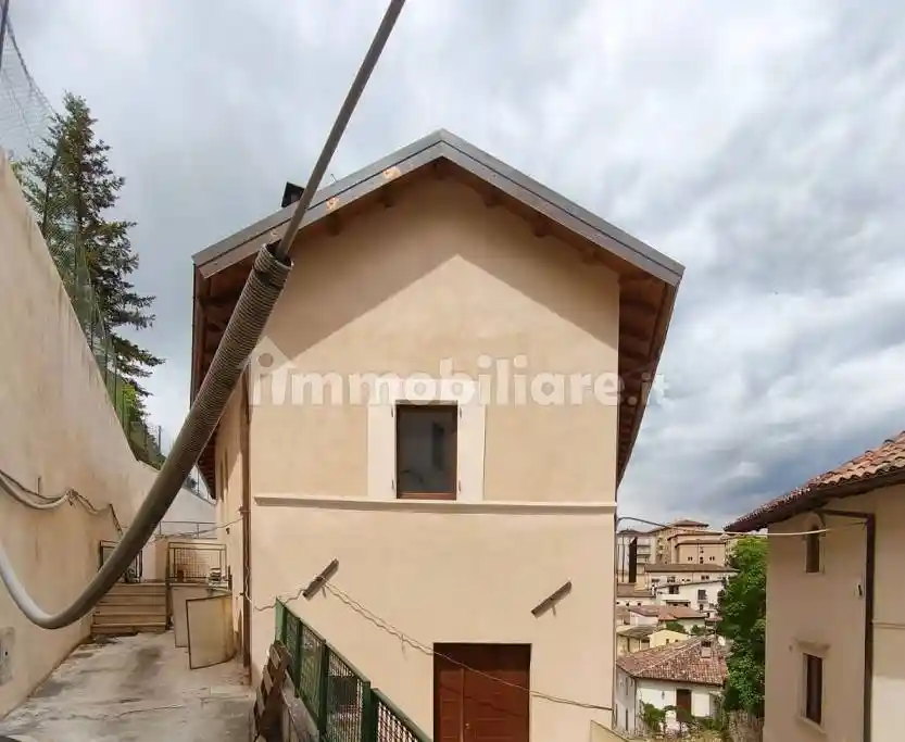 Trilocale Costa di Picenze 2, Villa Comunale, L'Aquila - foto 2