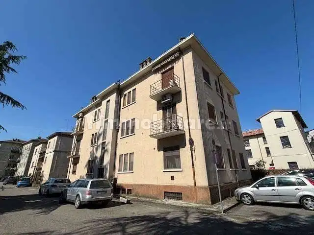 Trilocale buono stato, secondo piano, Centro, Busseto - foto 2