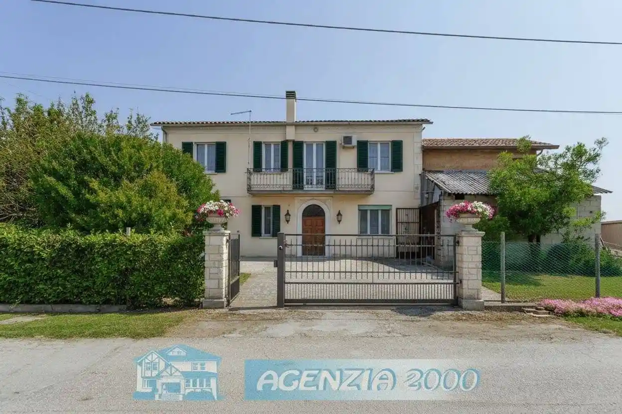 Casa indipendente in vendita a Arre